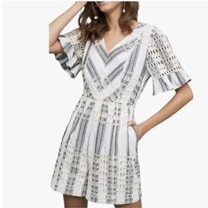 Anthropologie Brand Ett:Twa Blue Ivory Eyelet Ruffle Romper Blue Size 2 NWT